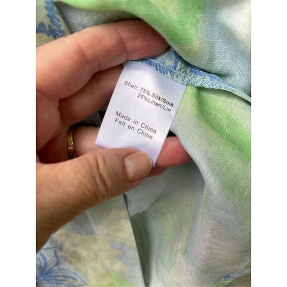 Tsunami size L silk linen blend  button tie cuff top. - Picture 7 of 8